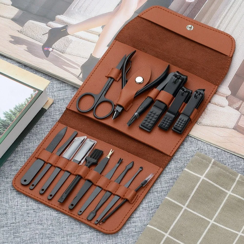 16 Piece Nail clipper set