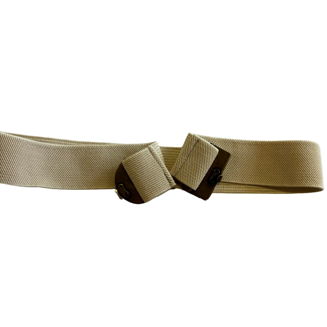 Lavina Belt