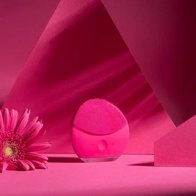 New - FOREO LUNA mini 2 Silicone Dual-Sided Facial Cleansing Brush