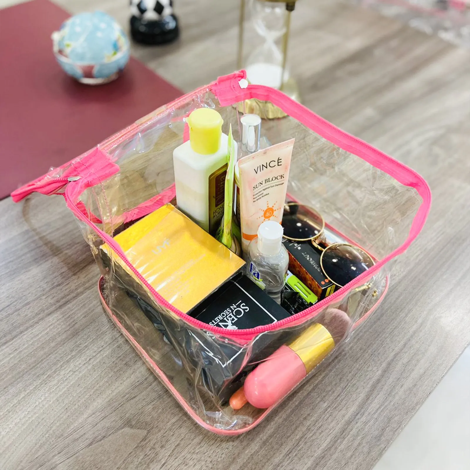 Travel Clear Cosmetics, jewelry or makeup organizing Bag - Pink